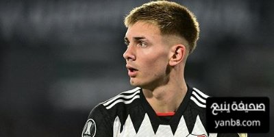 ماستانتونو يلتقي بنجم كرة القدم الفرنسية عند وصوله لمدريد